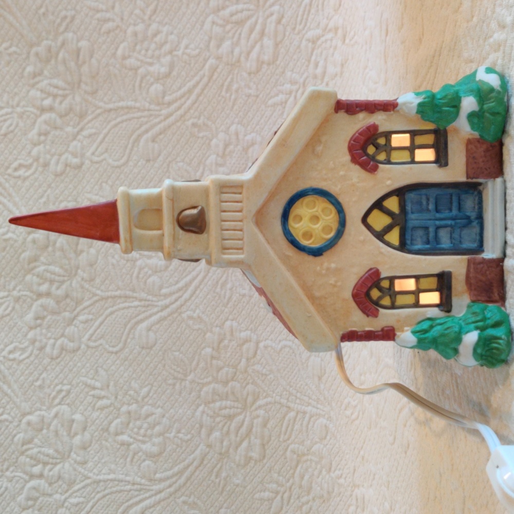 Americana Vintage Porcelain Church with Light 1991